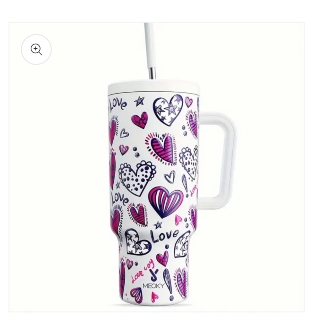 Meoky 40 Oz Love Hearts Travel Mug - White and Pink New In Box